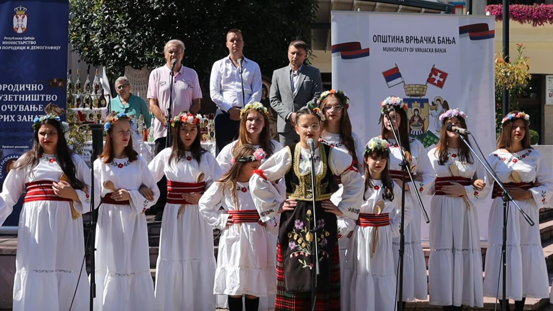 “NEGOVANJE TRADICIJE STARIH ZANATA ŽENSKO PREDUZETNIŠTVO”