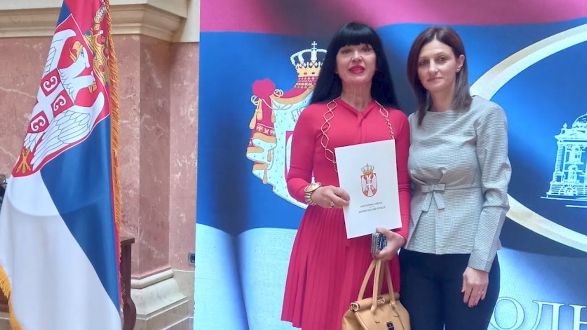 NOVAC OD KAZNI ZA DEČIJE OSMEHE